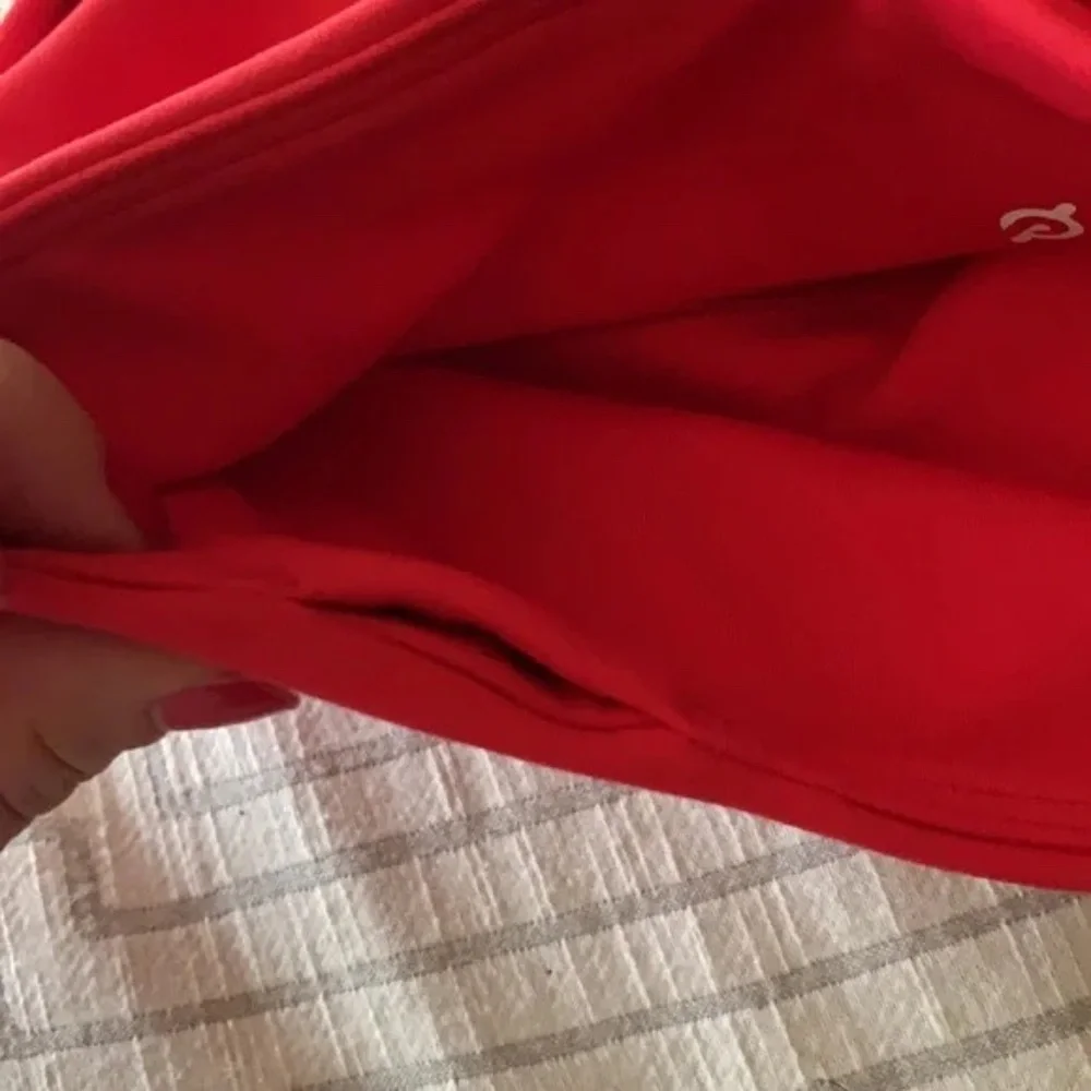 Red Logo 7/8 Leggings - Picture 6 of 7